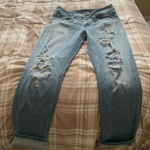 AE Tomgirl Jeans